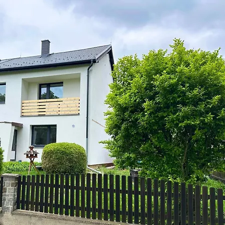 Holiday home Mezi Stromy 165 *
